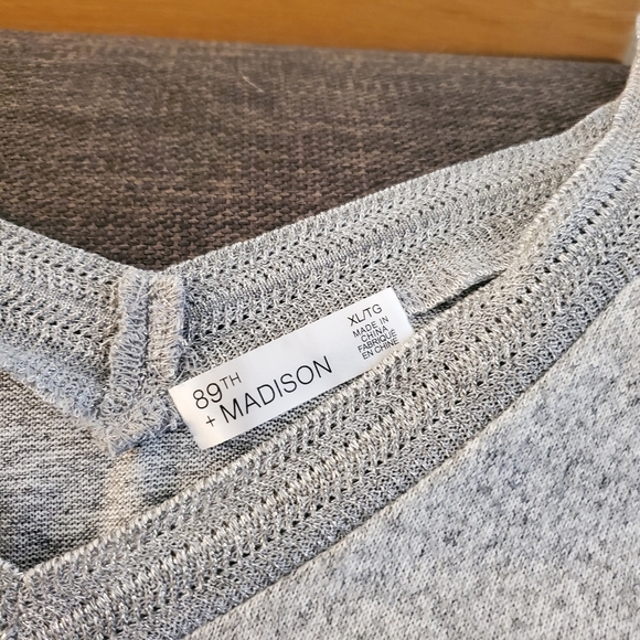 89th + Madison gray & silver cold shoulder sweater extra large XL NWT - Picture 5 of 13
